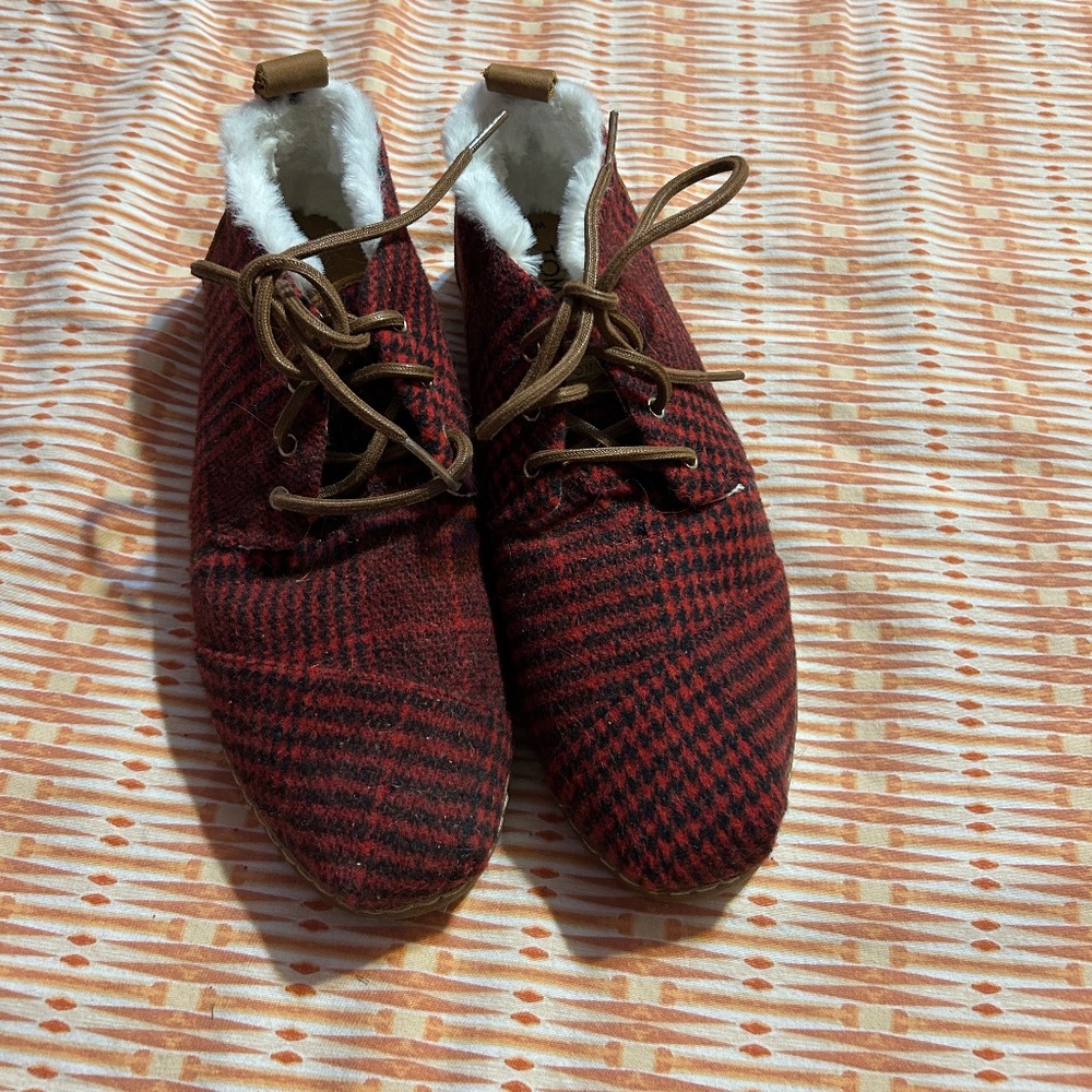 Tom’s Shoes